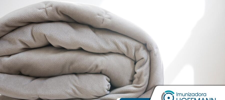 ¿Mal olor en mantas y tapizados?  Descubre cómo solucionarlo